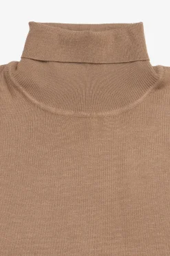 Maglia dolcevita basic cammello