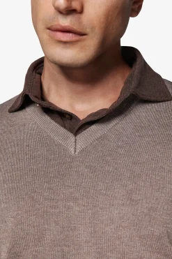 Maglia scollo a V tortora