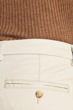 Pantaloni chino cream