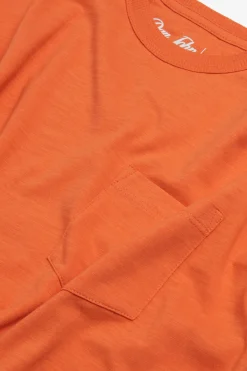 T-shirt girocollo con taschino arancio