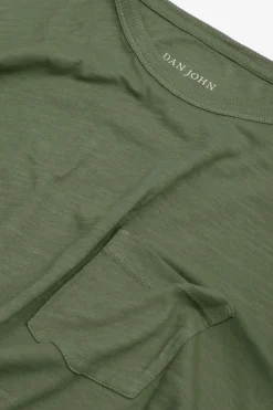 T-shirt girocollo con taschino verde
